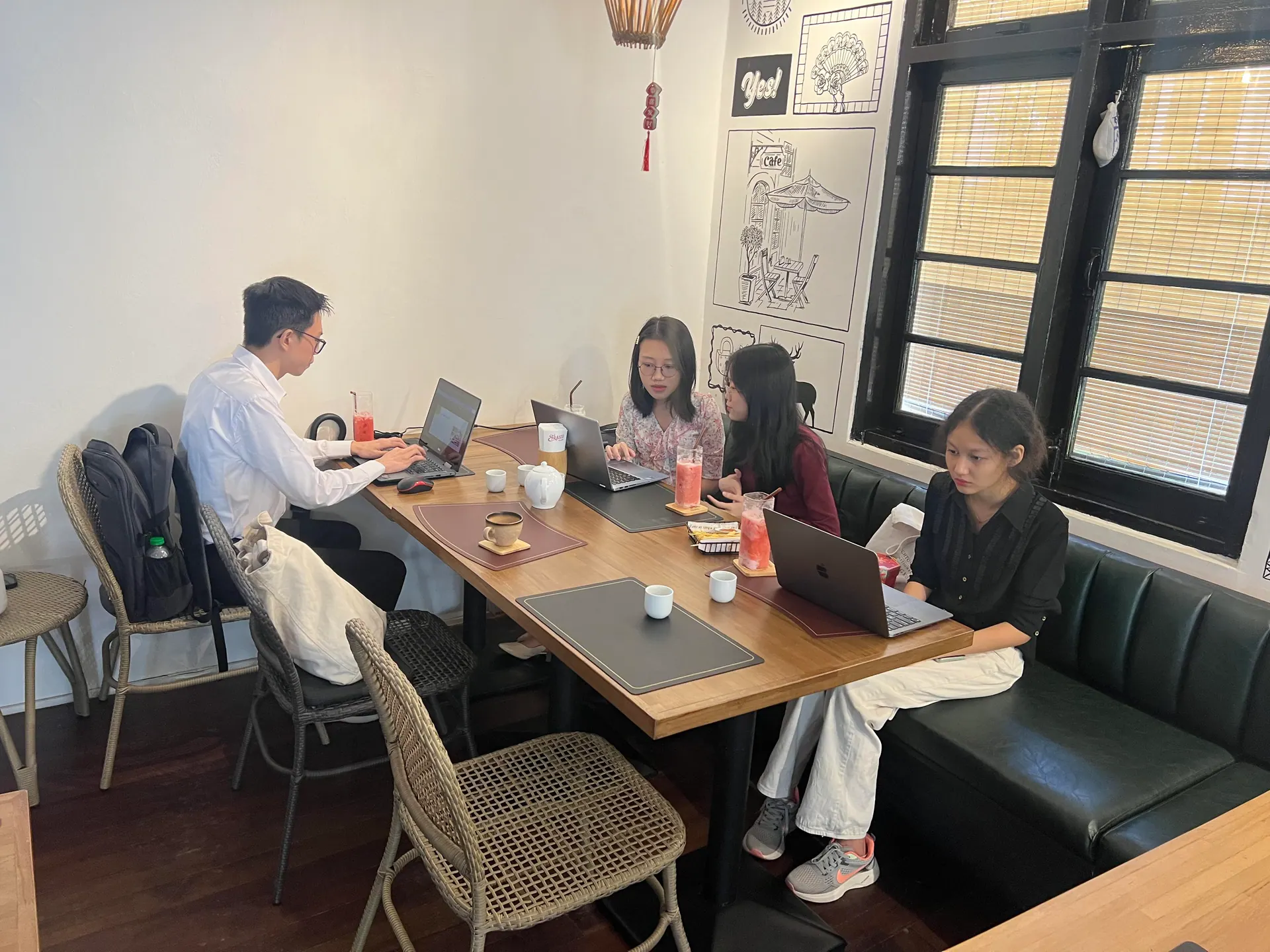 Photo from a Forward Society session
