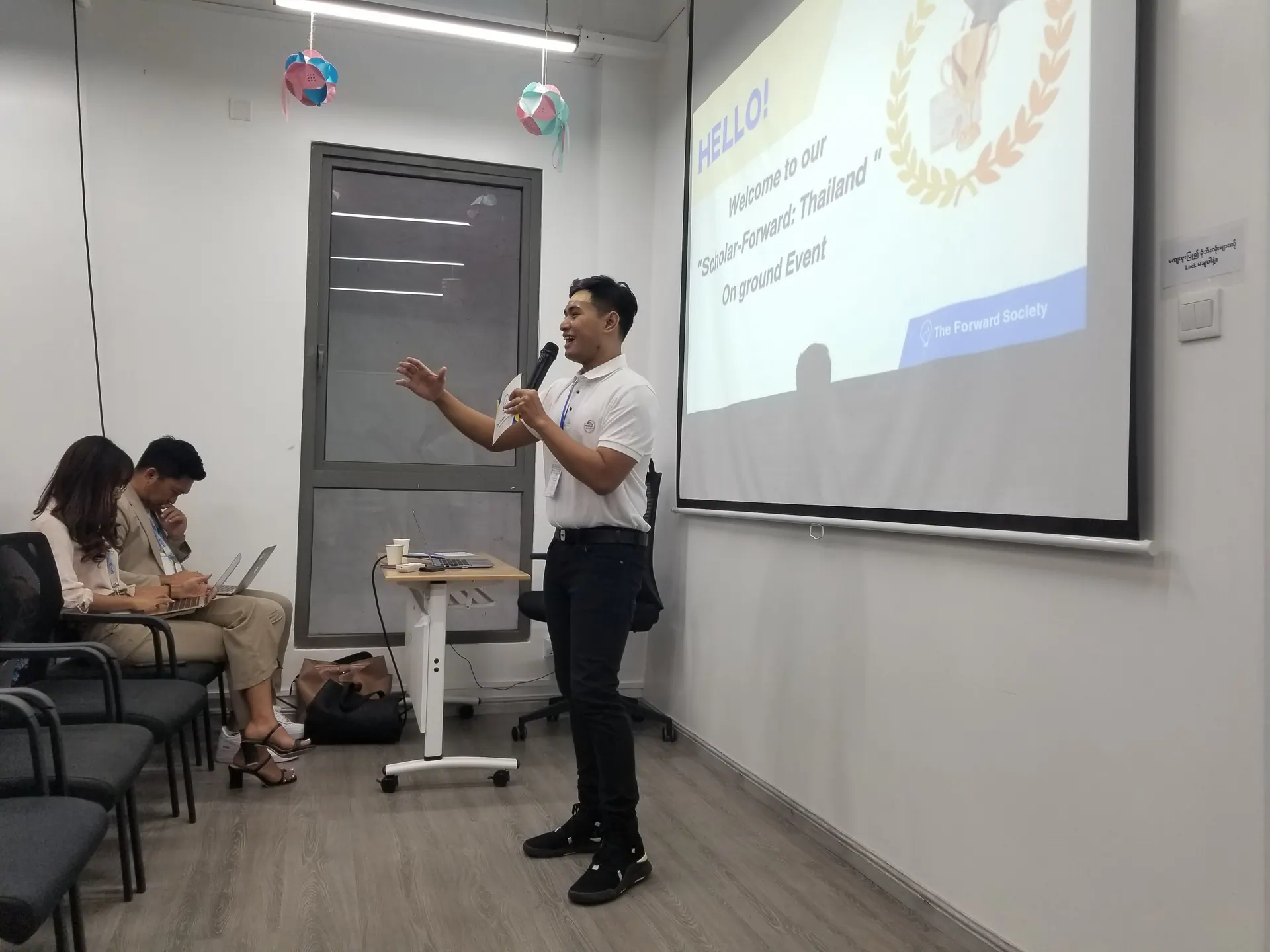 Photo from a Forward Society session